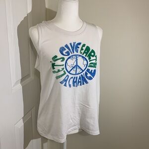 Modern Lux Earth tank